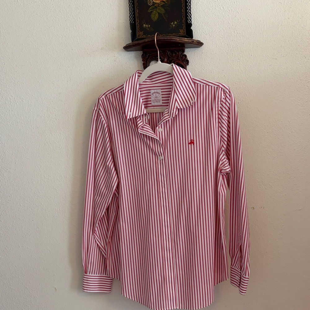 Brooks Brothers long sleeve button down red & white striped Blouse.
